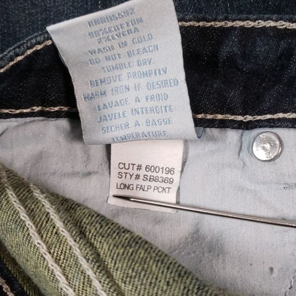 Robin's Jean SB8369 Studded Straight Leg Stitches - Picture 13 of 13